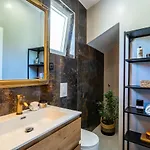 Luxury Emma With Private Pool فيلة ترستينيك