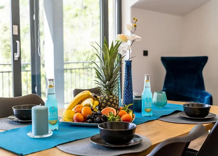 Luxury Emma With Private Pool Villa *