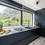 Luxury Emma With Private Pool Villa *