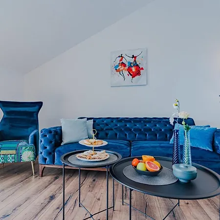 Luxury Emma With Private Pool Vila