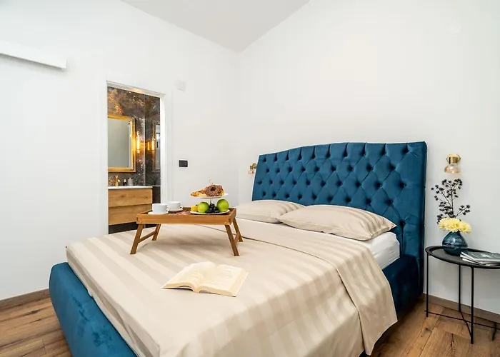 Luxury Emma With Private Pool